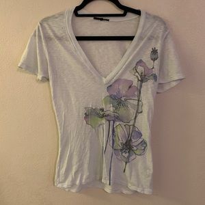 Women’s light weight T shirt